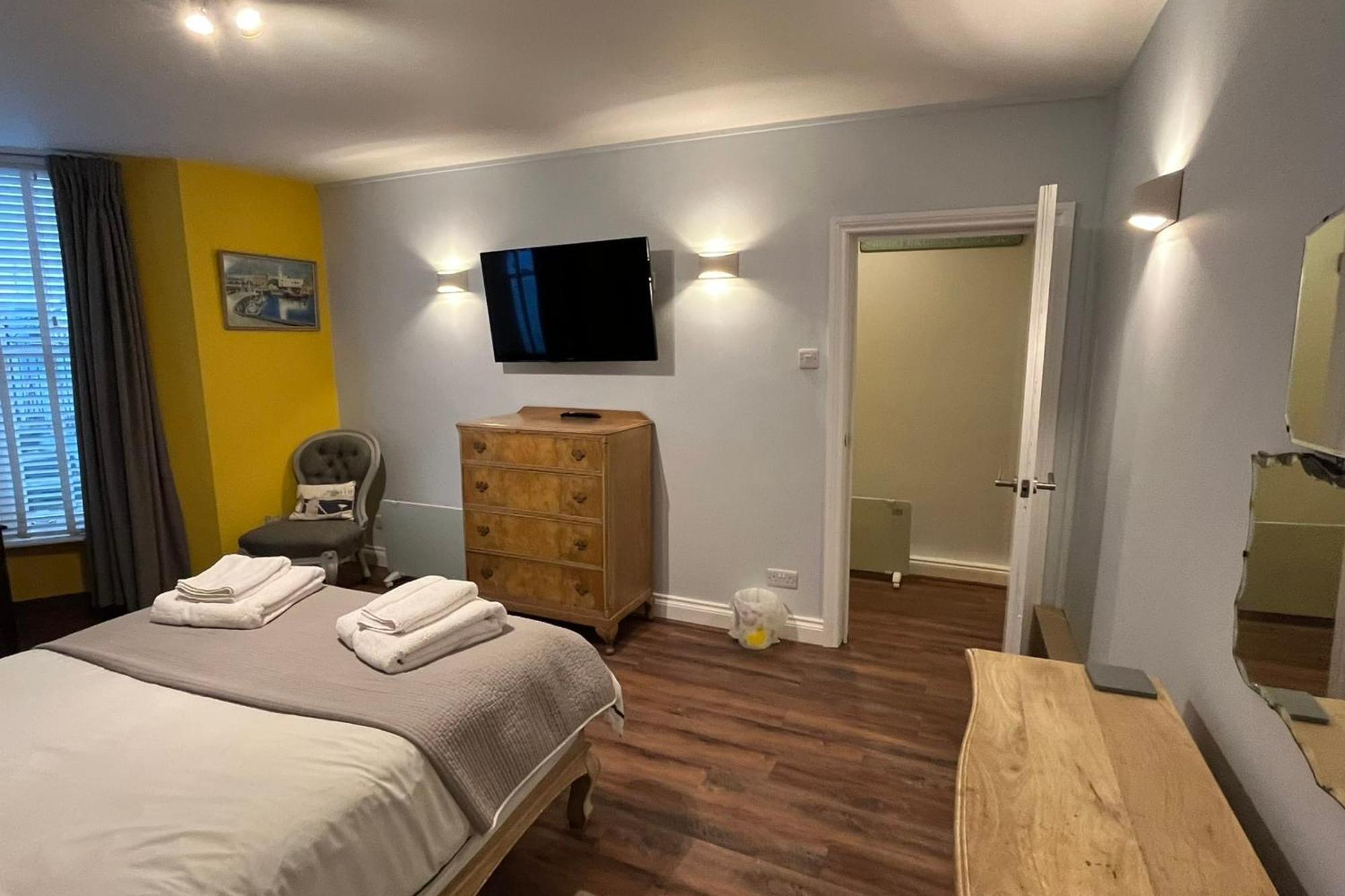 Villa Seaside Hideaway - Free Onstreet Parking Scarborough Exterior foto